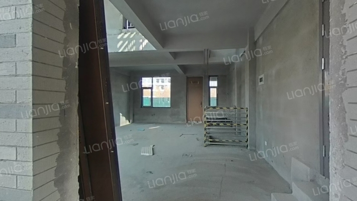 佳利院子二手房实景图