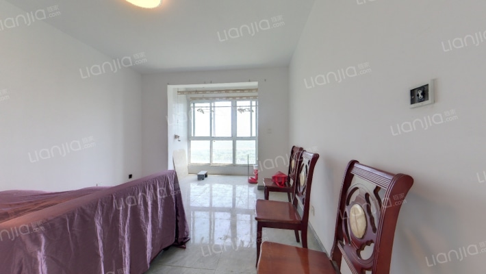 半岛美居二手房实景图