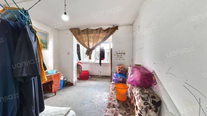 鱼凫路32号二手房实景图