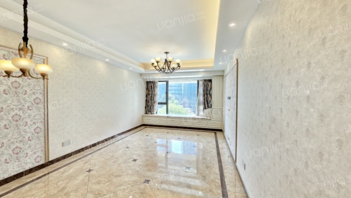 寰宇天下C区二手房实景图