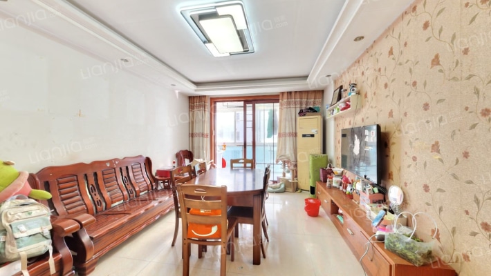 梅景苑二手房实景图