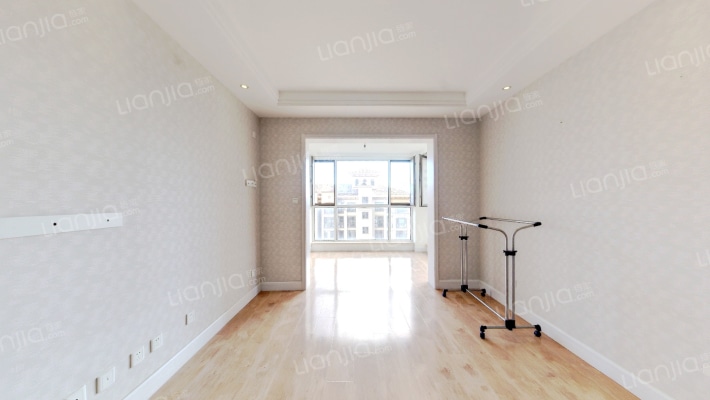 小平岛亲海园A2组团二手房实景图