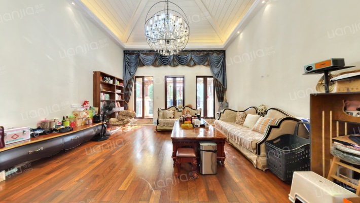 招商华侨城曦城山顶道二手房实景图