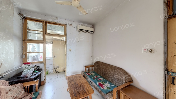 液压件厂宿舍(第一宿舍区)二手房实景图