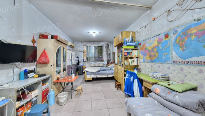 伏牛路61号二手房实景图