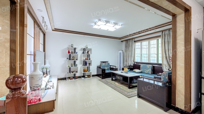 盛都花苑西区二手房实景图