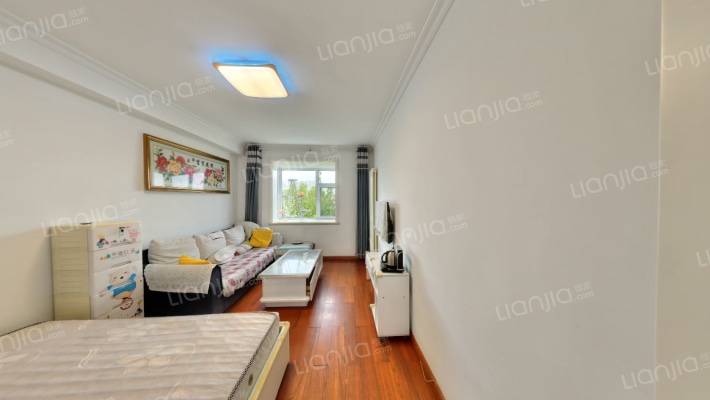 甸柳三区二手房实景图