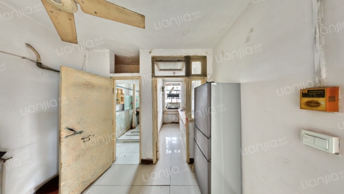 怒江里二手房实景图