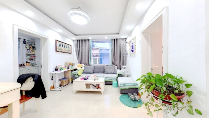 群力新村二手房实景图