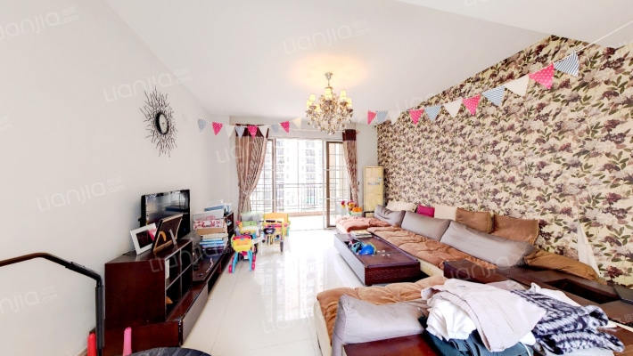 天湖郦都3期二手房实景图