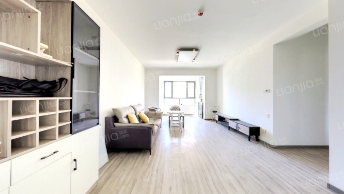 万达云峰二手房实景图