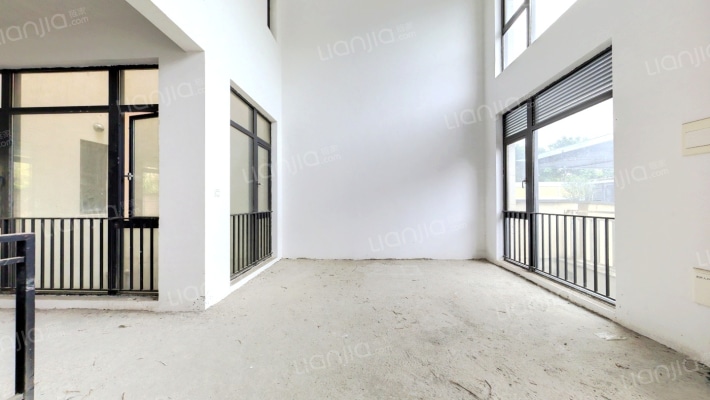 天和领海墅二手房实景图