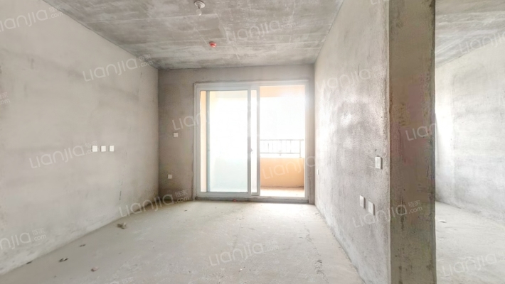 西湖嘉苑二手房实景图