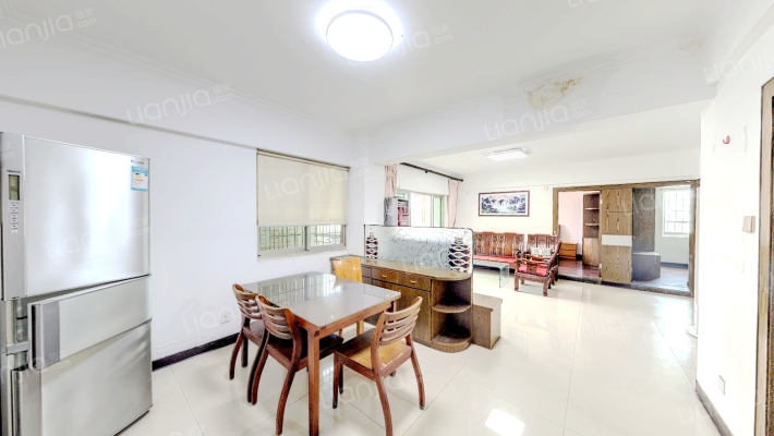 宏伟大厦二手房实景图