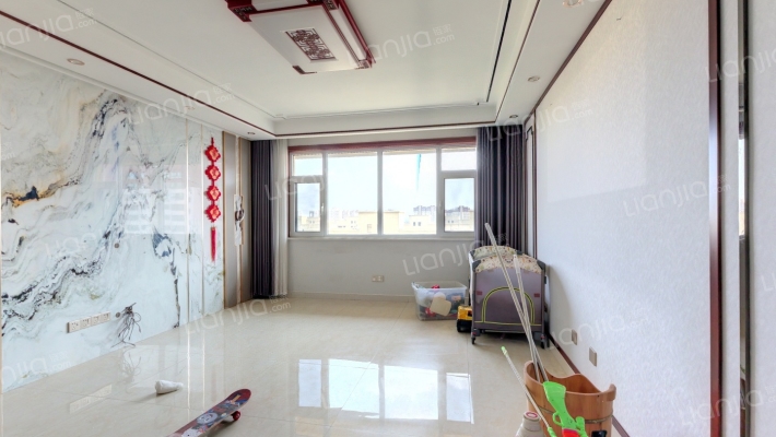 圣泰嘉苑二手房实景图