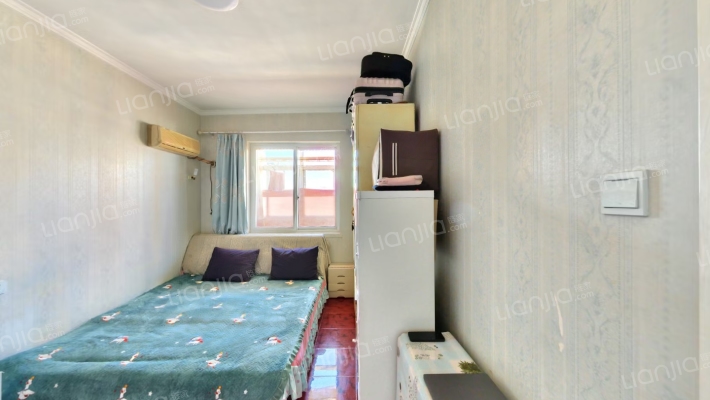 新义信里二手房实景图