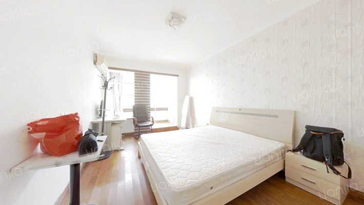 东八府塘二手房实景图