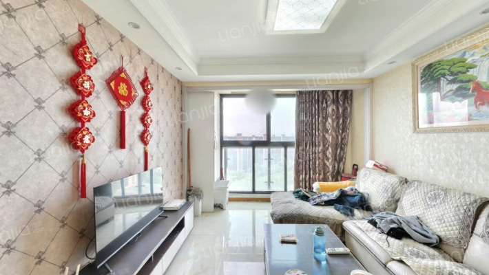 万达华府二手房实景图
