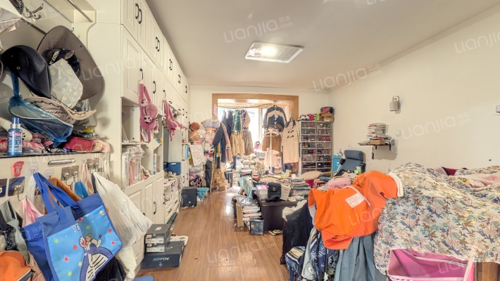 名都楼二手房实景图