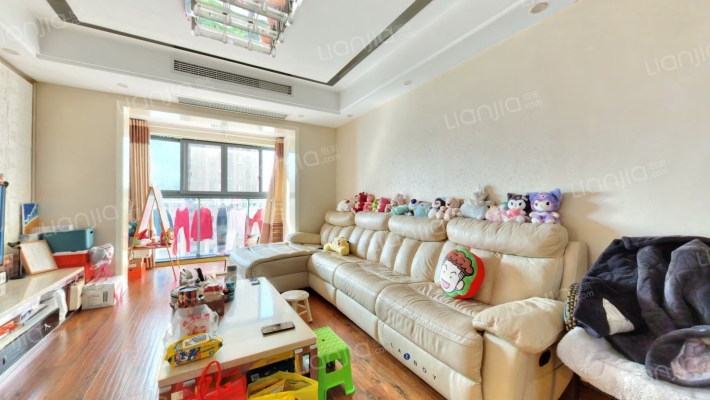 中大君悦金沙七期君逸院二手房实景图