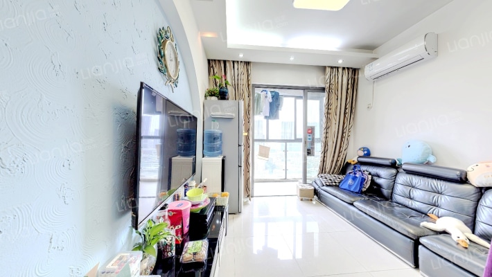 万象天成二手房实景图