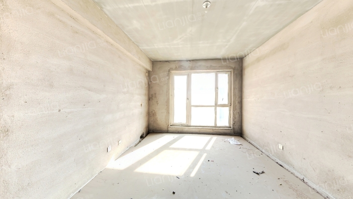 公园季二手房实景图