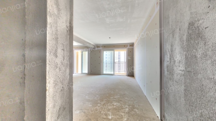 华发中城峰景湾二手房实景图