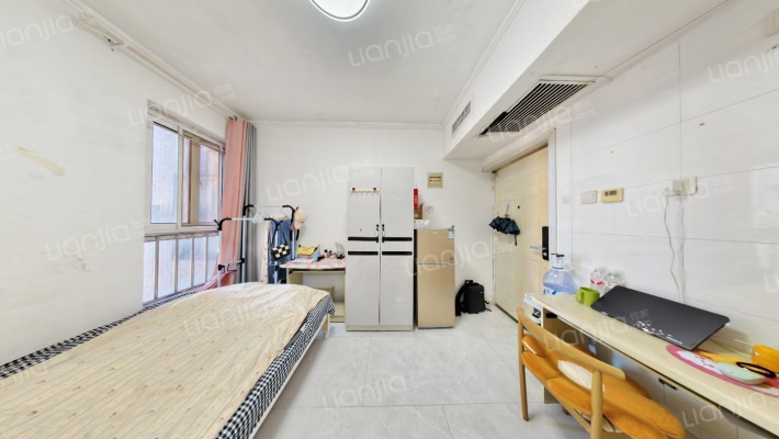 国贸酒店公寓二手房实景图