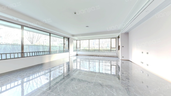 保利·臻誉二手房实景图