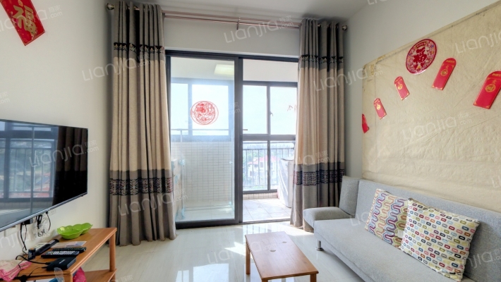 海峡南岸温泉花园二手房实景图