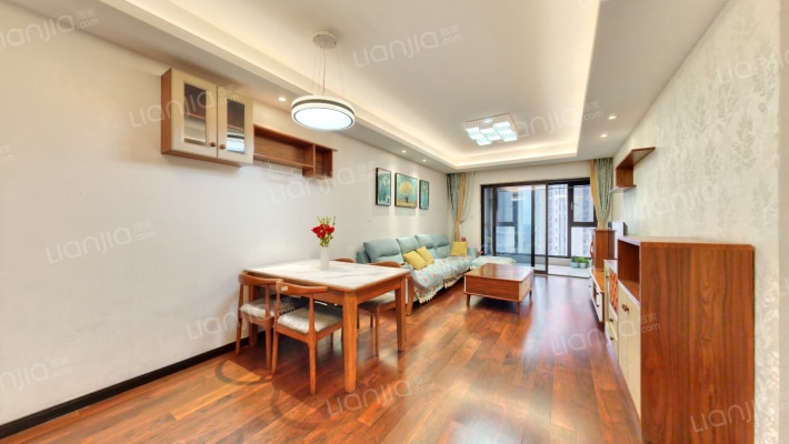 万科翡翠公园二手房实景图