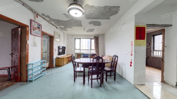 经纬美耀湾二手房实景图