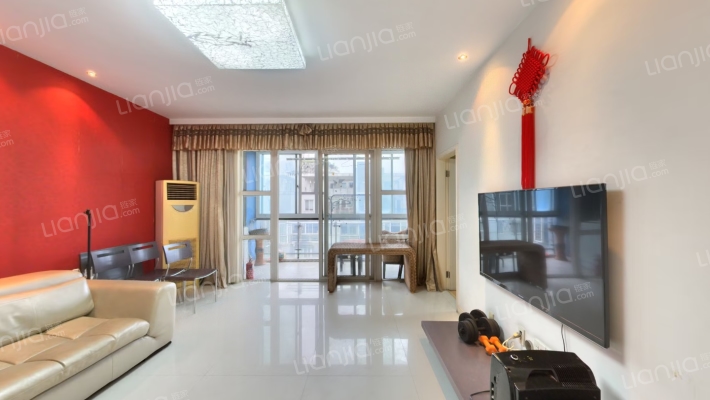 银色港湾公寓二手房实景图