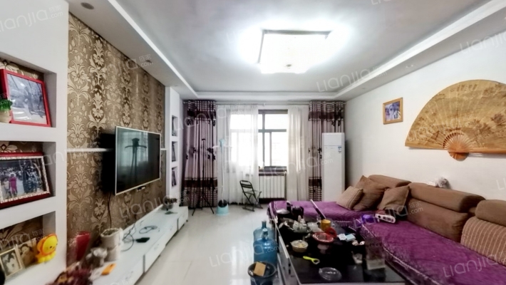 维也纳新城二手房实景图