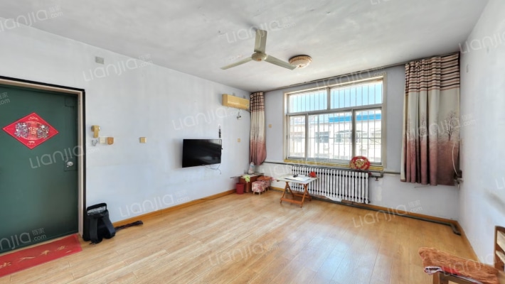 青州市威亚小区二手房实景图