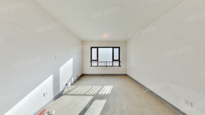 银河国际A区二手房实景图