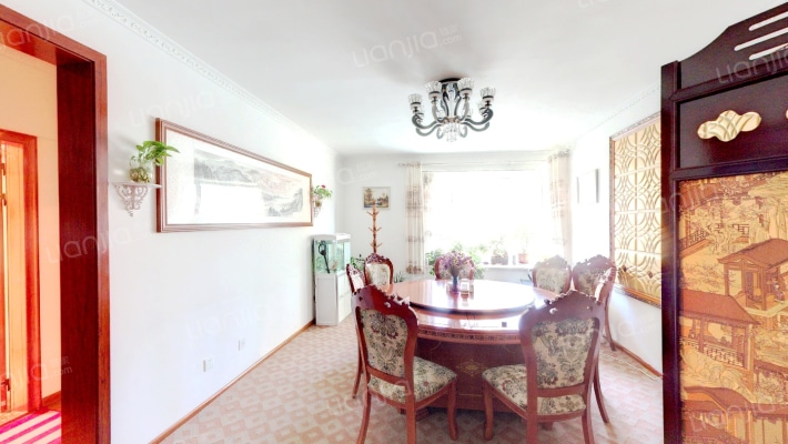 良志嘉年华二期二手房实景图