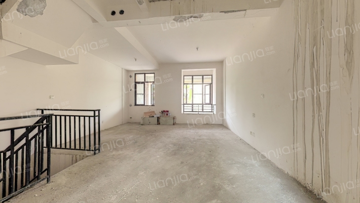 蓝泊湾二手房实景图