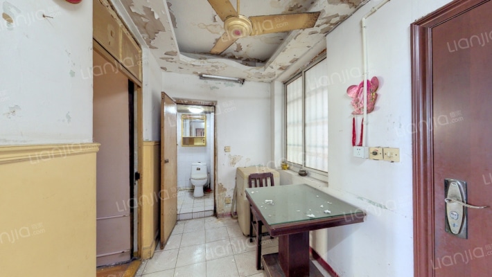 广丰市政宿舍二手房实景图