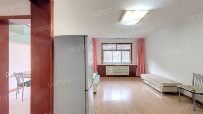 民航小区二手房实景图