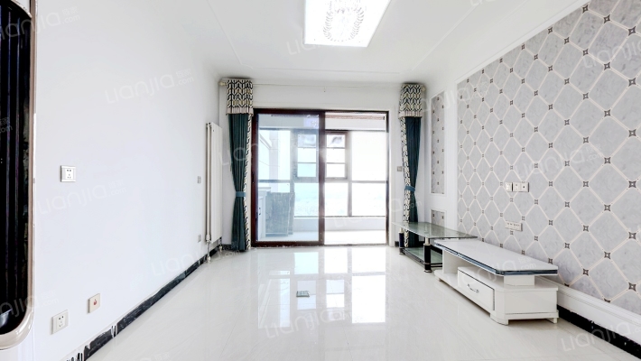 怡丰森林湖四期二手房实景图