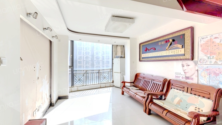 新亚洲体育城星体花园北区二手房实景图