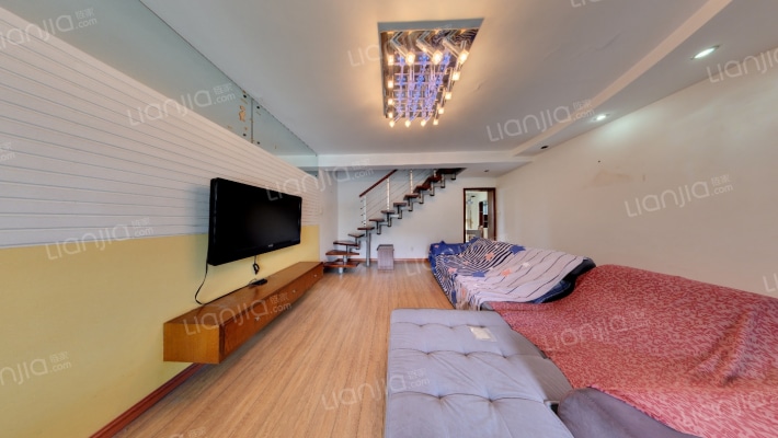 东海水漾人家二手房实景图