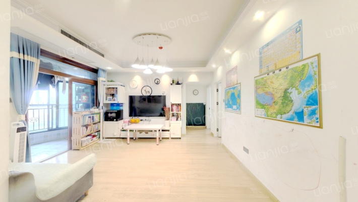 武汉国博新城二期碧园居二手房实景图