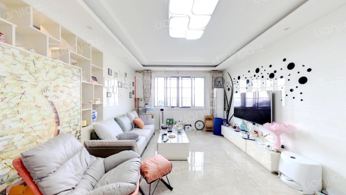 鸿运苑二手房实景图