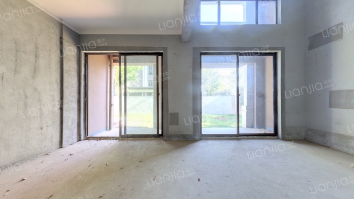 颐和春晓水澜湾 二手房实景图