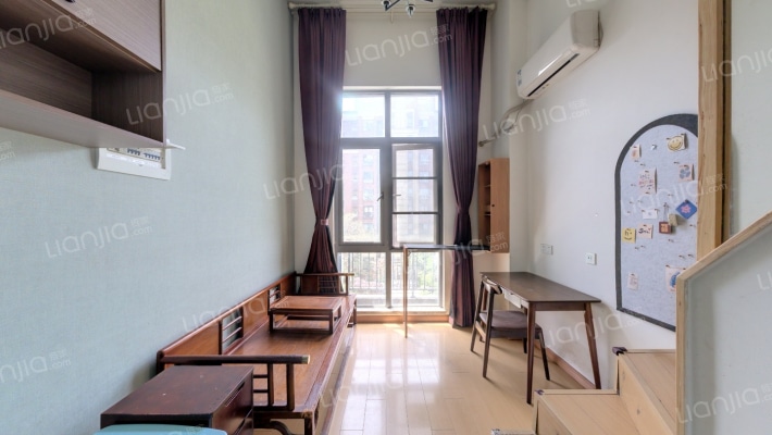 万科白鹿书院二手房实景图