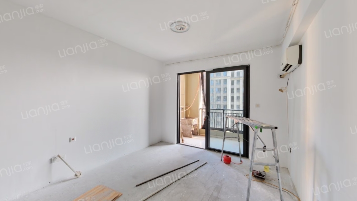 建发中央天成二手房实景图