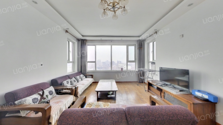 展轮新世界二手房实景图