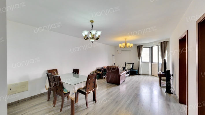 南山小区二手房实景图